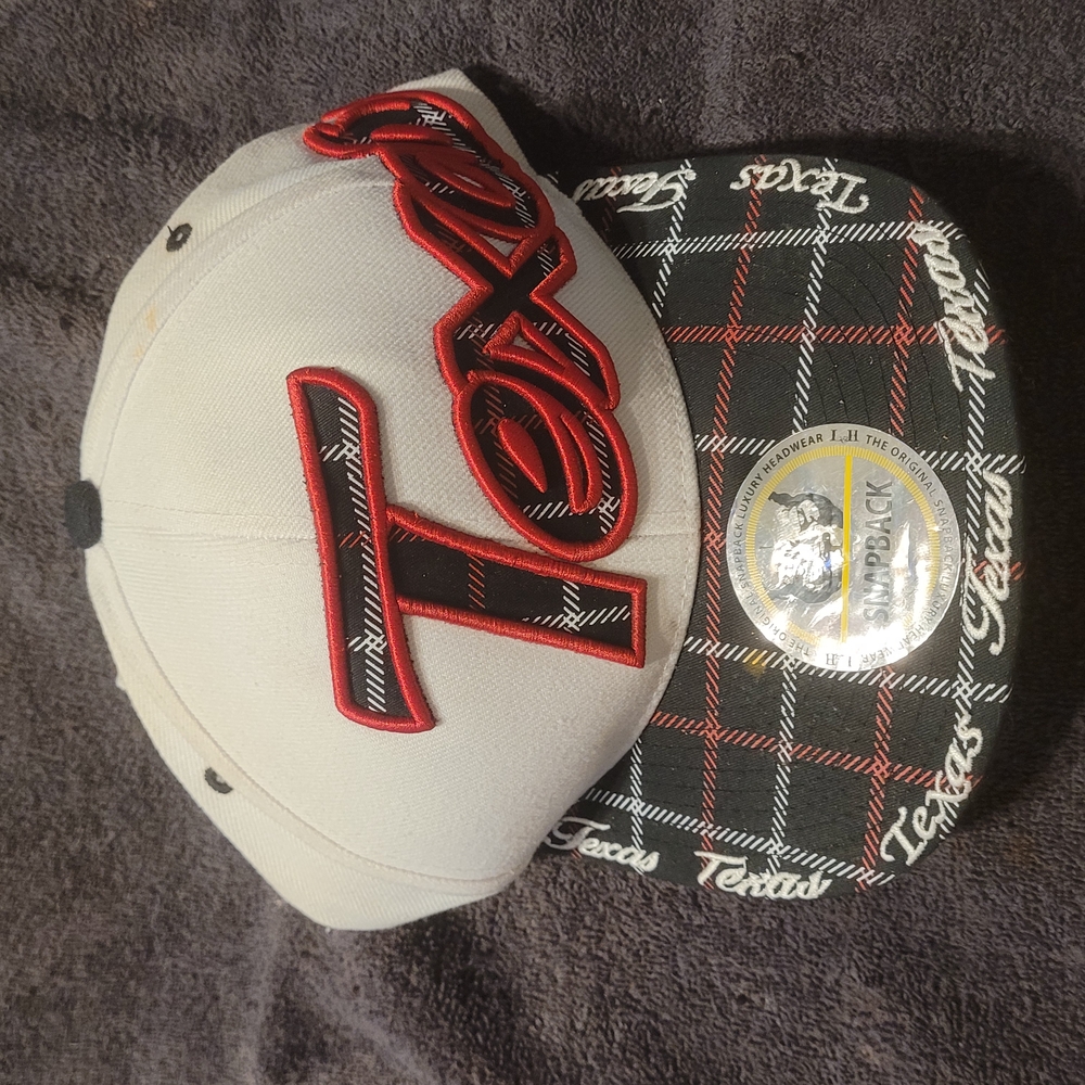 Texas Cap with Red and Black Plaid Brim
